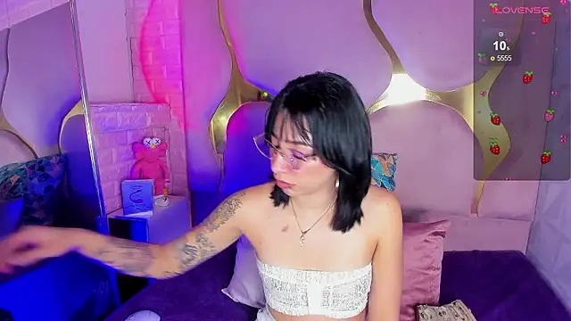 Niina Sissy online show from 01.18.26