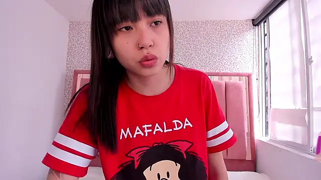 Snapshot of Hanna_Lee__ chatting on 11.09.25 Hanna Lee online show from 11.09.25