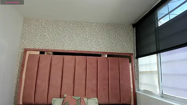 Snapshot of Hanna_Lee__ chatting on 02.26.26 Hanna Lee online show from 02.26.26