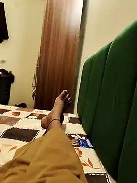 kissujaan online show from 09.08.25