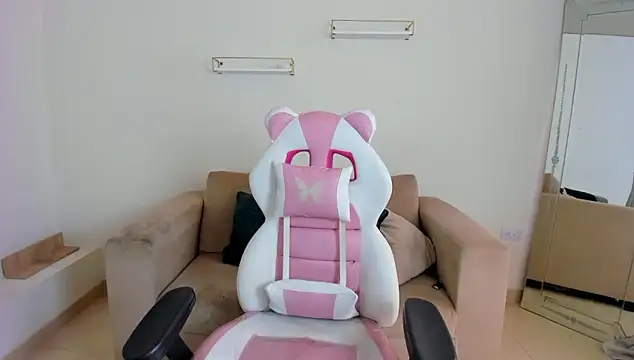 april smiith online show from 01.09.26