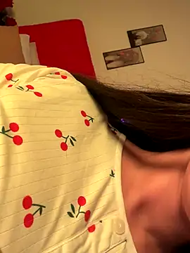 Snapshot of OnlyRima chatting on 09.16.25 OnlyRima online show from 09.16.25