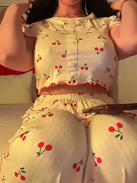 Snapshot of OnlyRima chatting on 10.07.25 OnlyRima online show from 10.07.25