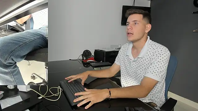 lara and danny online show from 10.04.25