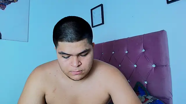 Snapshot of naomi_campbel_ chatting on 02.12.26 naomi campbel online show from 02.12.26