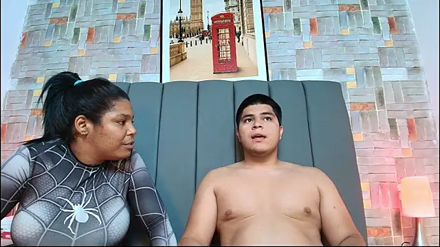 Snapshot of naomi_campbel_ chatting on 03.04.26 naomi campbel online show from 03.04.26