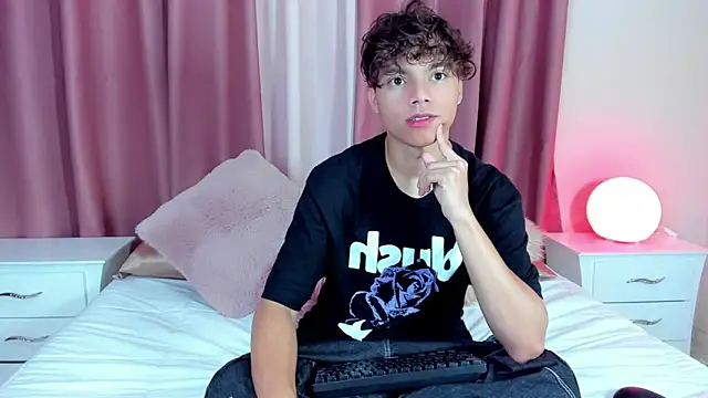 Honeymoon sariel online show from 03.18.26