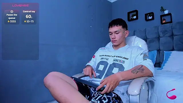 Thomas moon online show from 11.16.25