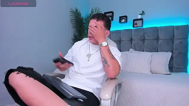 Thomas moon online show from 02.11.26