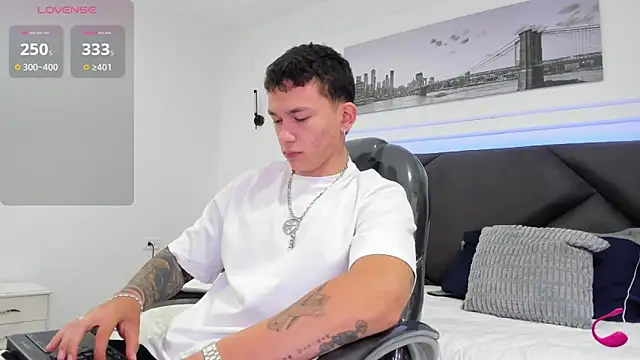 Thomas moon online show from 02.19.26