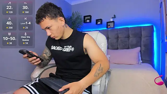 Snapshot of Thomas_moon chatting on 03.13.26 Thomas moon online show from 03.13.26