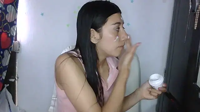 Madow Lu online show from 11.25.25