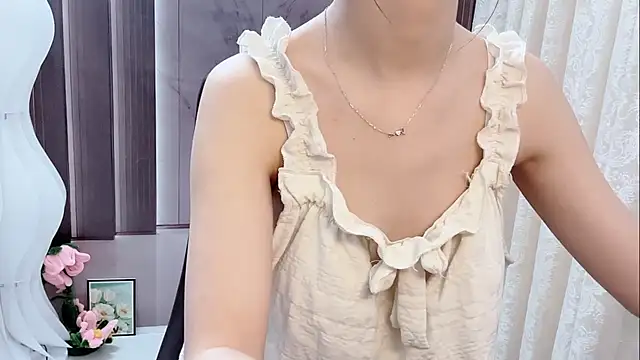 Shenlly online show from 05.06.26