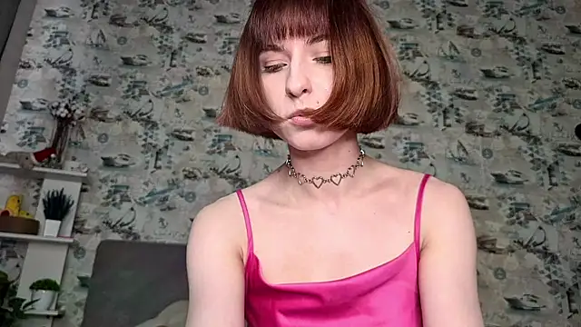 Snapshot of TheaCrockett chatting on 10.08.25 TheaCrockett online show from 10.08.25