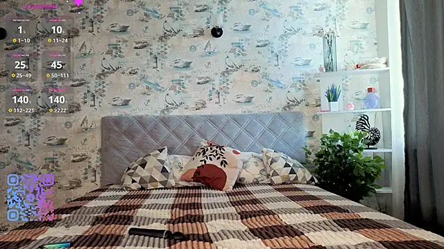 Snapshot of TheaCrockett chatting on 10.26.25 TheaCrockett online show from 10.26.25