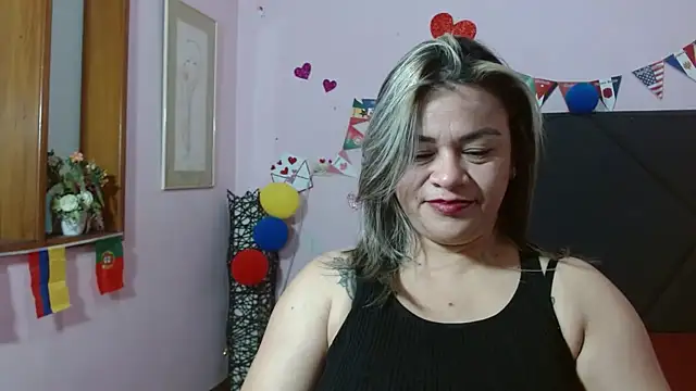pamela echeverria online show from 07.16.26