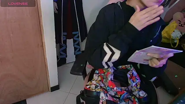 Terraelowen online show from 11.27.25