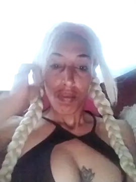 catrina love online show from 09.22.25