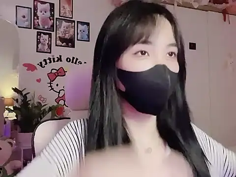 keelinnn19 online show from 10.11.25