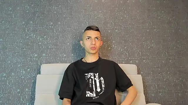 NickandAbby  online show from 09.20.25