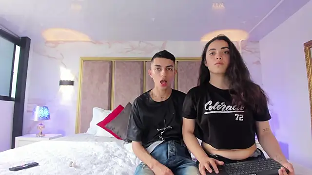 NickandAbby  online show from 04.08.26