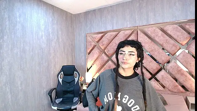 Snapshot of Babyyrasta666 chatting on 10.04.25 Babyyrasta666 online show from 10.04.25