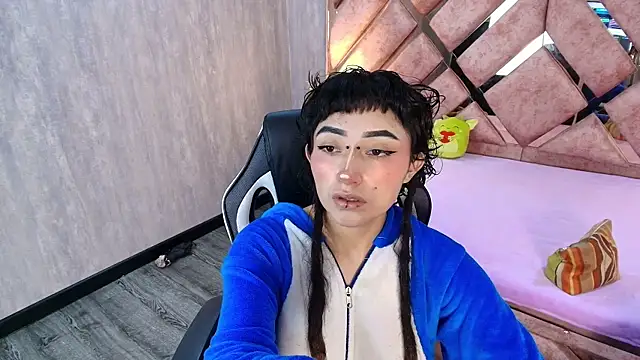 Snapshot of Babyyrasta666 chatting on 10.28.25 Babyyrasta666 online show from 10.28.25