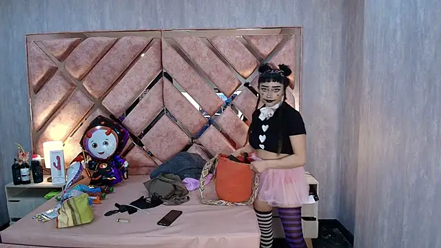 Snapshot of Babyyrasta666 chatting on 10.30.25 Babyyrasta666 online show from 10.30.25