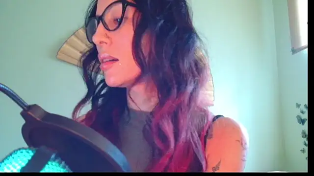 KiotoShine online show from 12.17.25