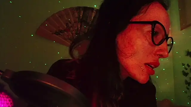 KiotoShine online show from 03.12.26