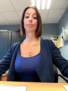 spycyfanny online show from 10.21.25