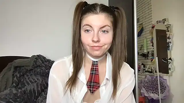 Snapshot of Baby_Angelll chatting on 02.13.26 Baby Angelll online show from 02.13.26