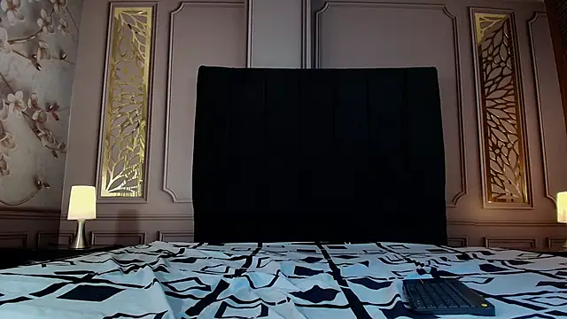 venus firekiss online show from 09.20.25