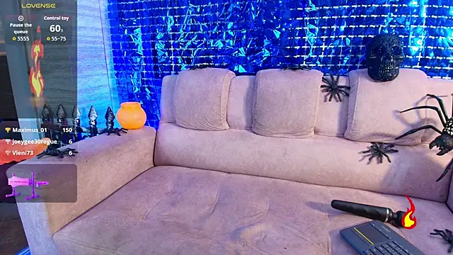 venus firekiss online show from 10.15.25