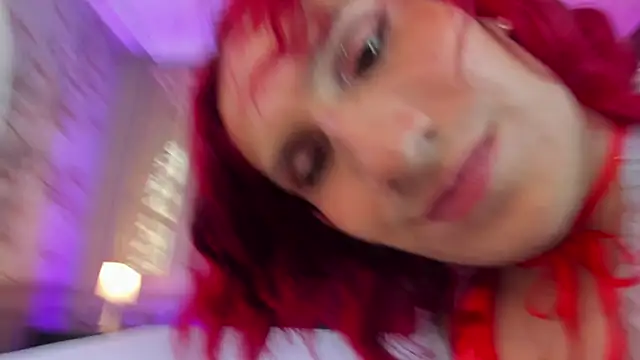 venus firekiss online show from 10.30.25