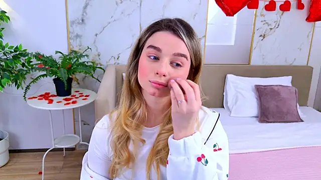 Snapshot of SweetyLicky chatting on 02.11.26 SweetyLicky online show from 02.11.26