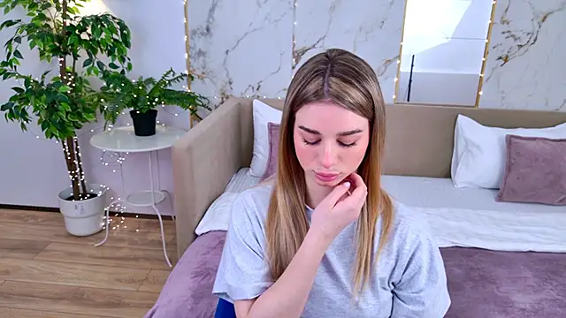 SweetyLicky online show from 02.22.26