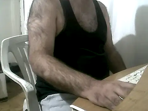 Snapshot of gerek27 chatting on 10.13.25 gerek27 online show from 10.13.25