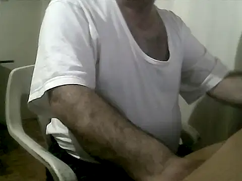 Snapshot of gerek27 chatting on 05.13.26 gerek27 online show from 05.13.26