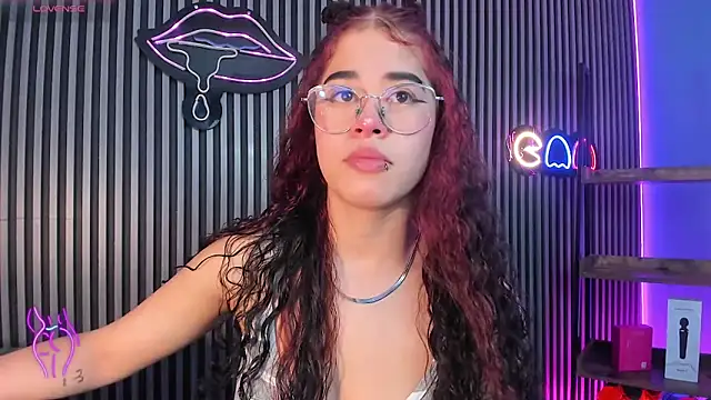 Valka Teen online show from 09.11.25