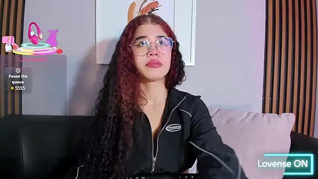 Valka Teen online show from 09.16.25