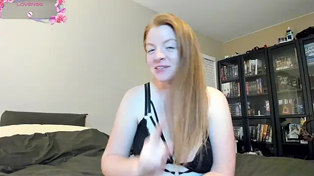 LndsyR90 online show from 12.20.25