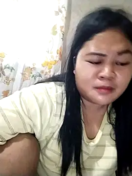 Snapshot of big_booty15 chatting on 10.04.25 big booty15 online show from 10.04.25