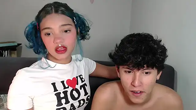 Snapshot of lolaxdavid chatting on 03.28.26 lolaxdavid online show from 03.28.26