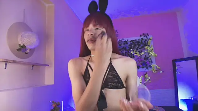 Katy bratz  online show from 09.17.25