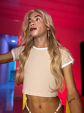 Katy bratz  online show from 02.26.26