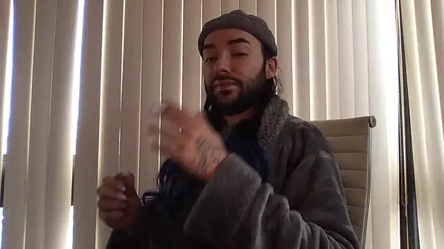 Snapshot of Stevey5894 chatting on 11.23.25 Stevey5894 online show from 11.23.25