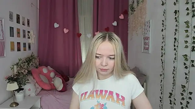 BellaMontgomery online show from 05.28.26