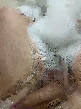 Snapshot of puderes2 chatting on 02.25.26 puderes2 online show from 02.25.26