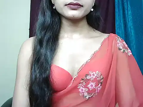Snapshot of ROSE_GOLDE chatting on 09.16.25 ROSE GOLDE online show from 09.16.25